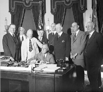 Signing of Glass-Steagall
