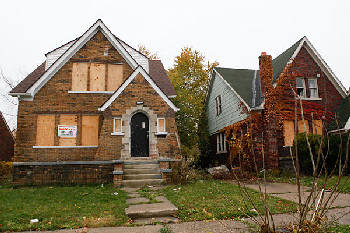 vacant foreclosed homes- Detroit