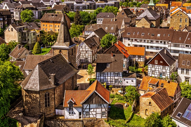 houses in town